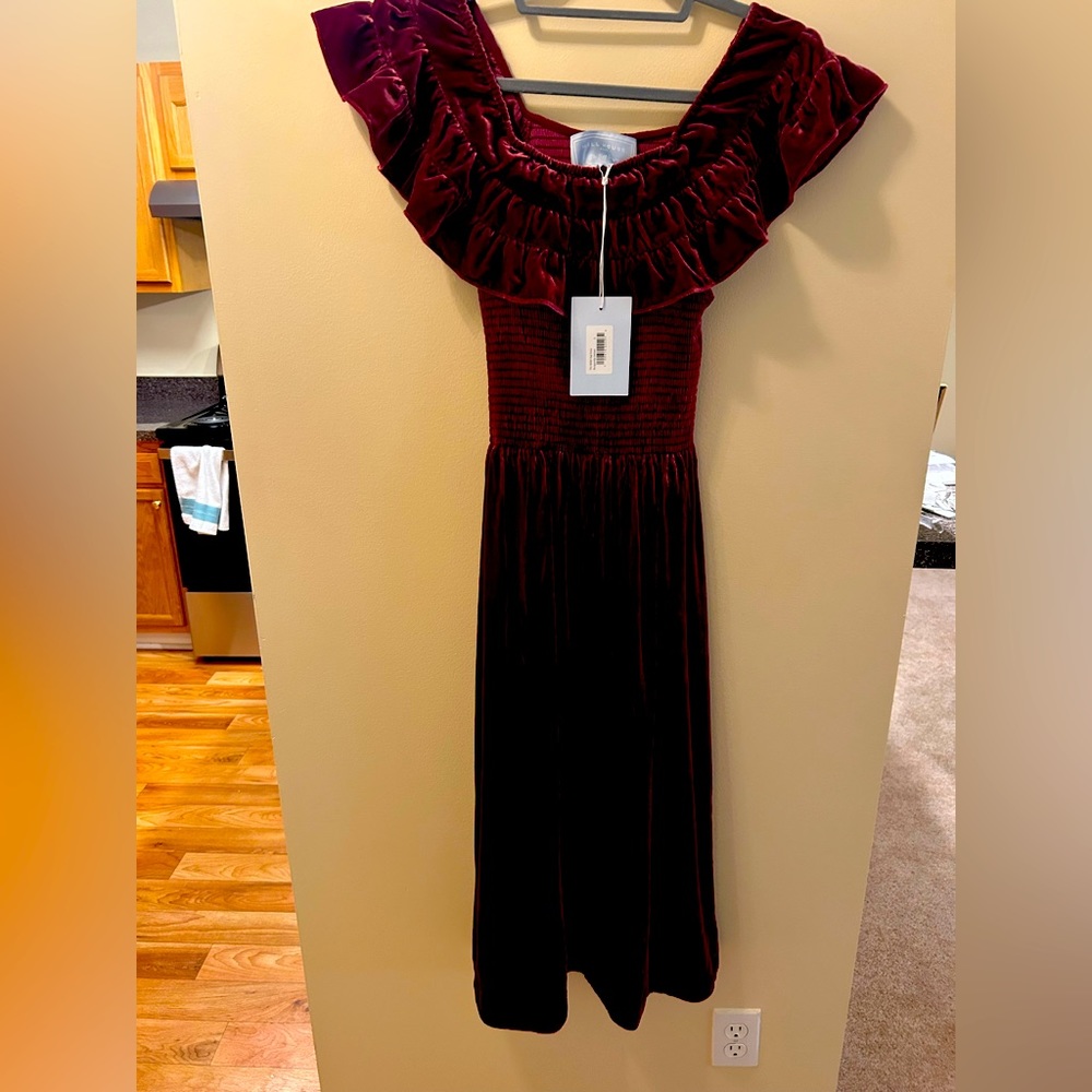 NWT Akilah Nap Dress by Hill House